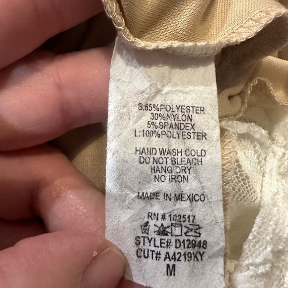 Soprano White/Cream Lace Illusion Dress-Size Medium - Picture 4 of 4